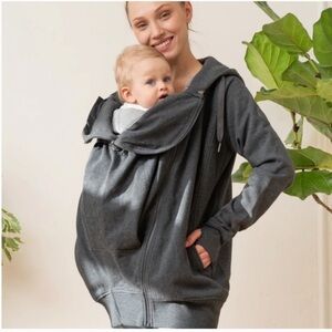 Seraphine 3-in-1 maternity baby wearing gray hoodie XS